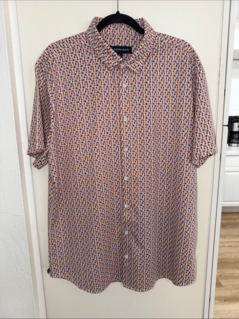 Mizzen+Main Multi color Geometric Print Trim Fit | XL
